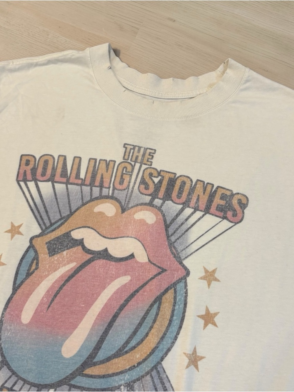 Women’s XXL Rolling Stones Cream Band Logo